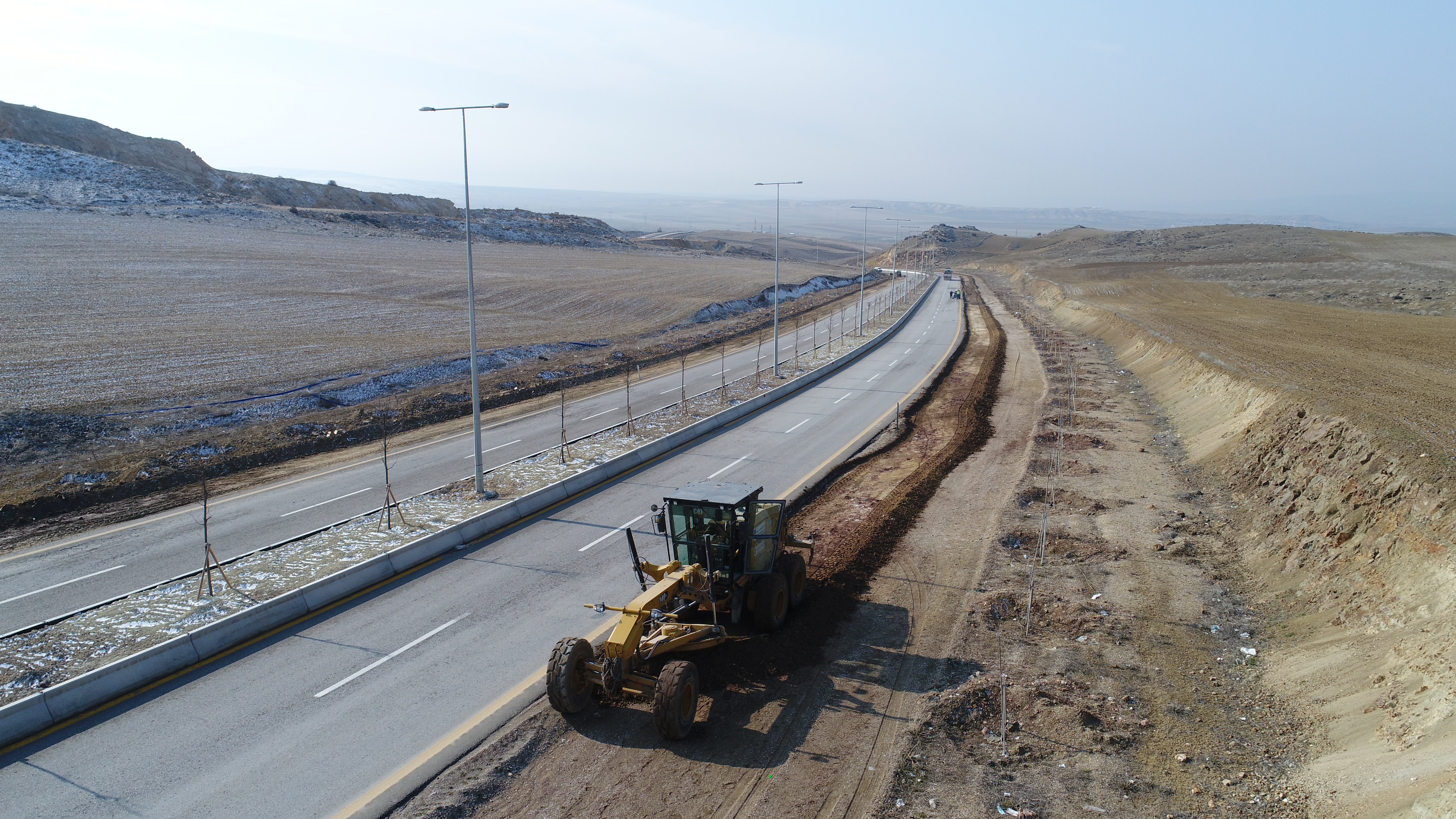 ÖNEMLİ DUYURU!!!  ORGANİZE SANAYİ CADDESİNİN GEÇİCİ OLARAK TEK YÖNLÜ TRAFİĞE KAPATILMASI