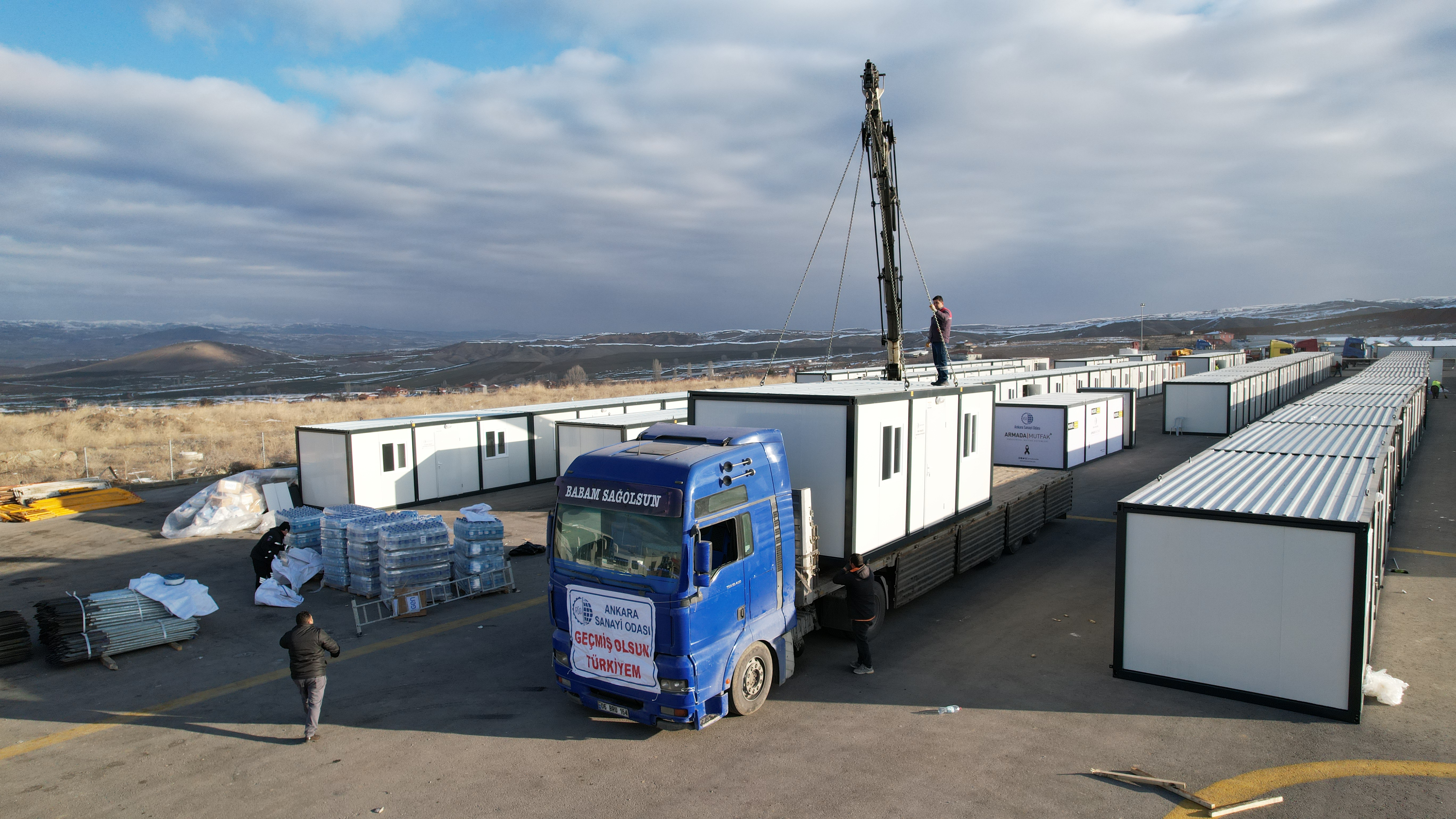 ASO Yaşam Merkezi İçin Konteynerler Yola Çıktı